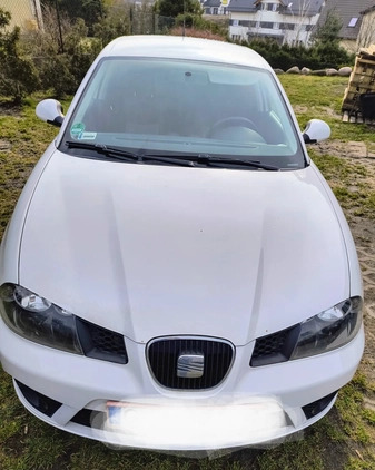 Seat Ibiza cena 17500 przebieg: 188700, rok produkcji 2009 z Żukowo małe 137